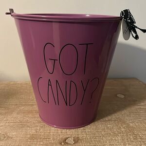 Rae Dunn “GOT CANDY?” NWT purple bucket